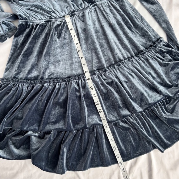 Baltic Born Shannon Velvet Short Dress Long Poet Sleeve Slate Blue Womens M EUC - Picture 7 of 9